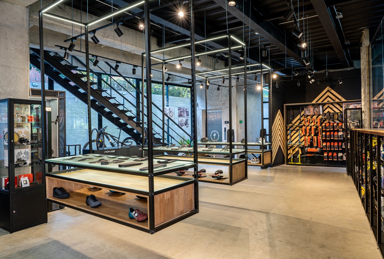 Specialized Flagship Store — project view 4