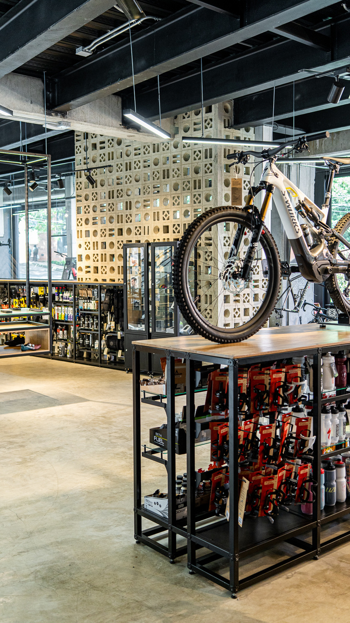 Specialized Flagship Store — vista del proyecto 10